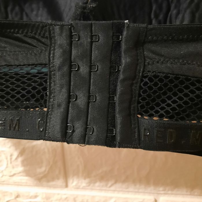 Бюстгальтер 75В.