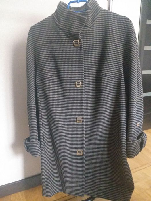 Пальто жіноче, демісезонне