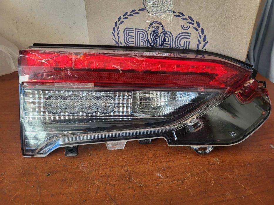 Задні ліхтарі Toyota RAV4 2019