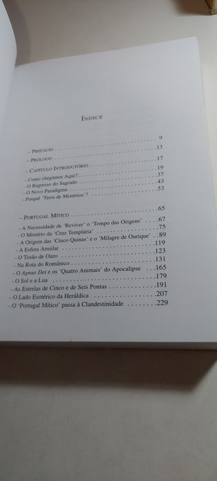 Portugal, Terra de Mistérios - Paulo Alexandre Loução (2001)