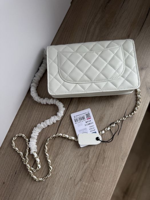 Сумка Chanel Classic Wallet on Chain White/Gold
