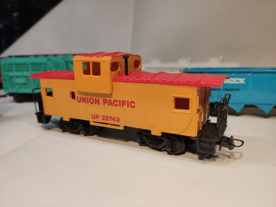 Wagony Bachmann- kolejka makieta skala H0