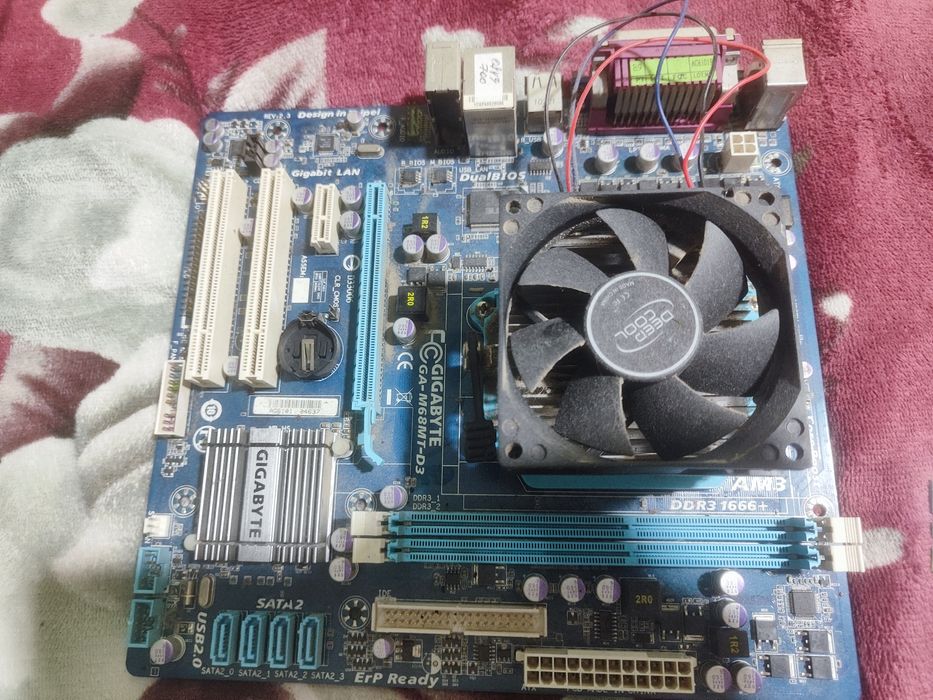 Материнская плата Gigabyte ga_m68_d3