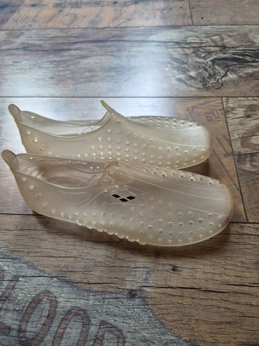Buty do wody Arena rozmiar 35