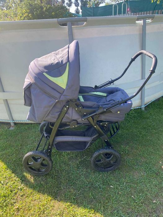 Шикарная детская коляска  фирмы "TRANS-BABY" в отличном состоянии