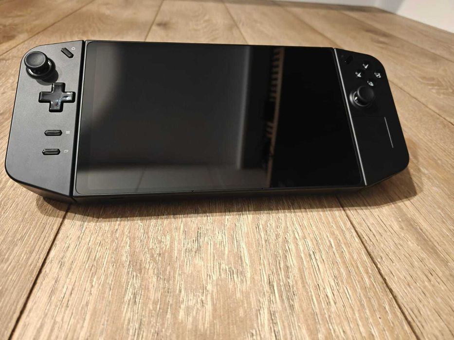 LENOVO LEGION GO – AMD Ryzen Z1 Extreme, 512 GB (gwarancja)