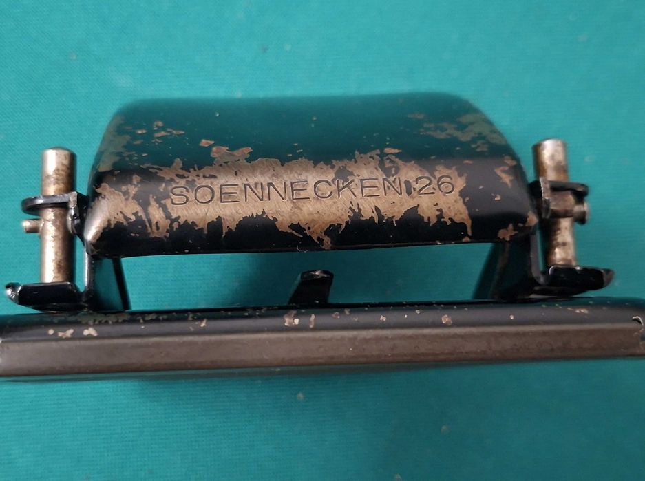 Furador de papel Soennecken 26 - Germany - Anos 40