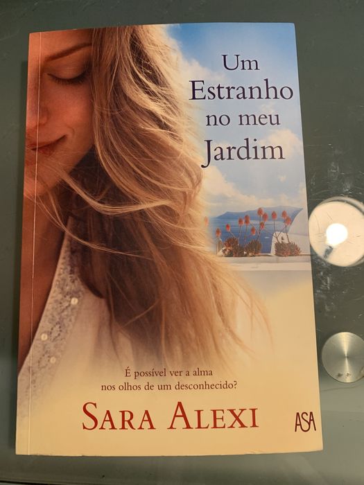 Pack 2 Livros 1-“Um Estranho no meu Jardim “2-O Codigo da Vinci Descod