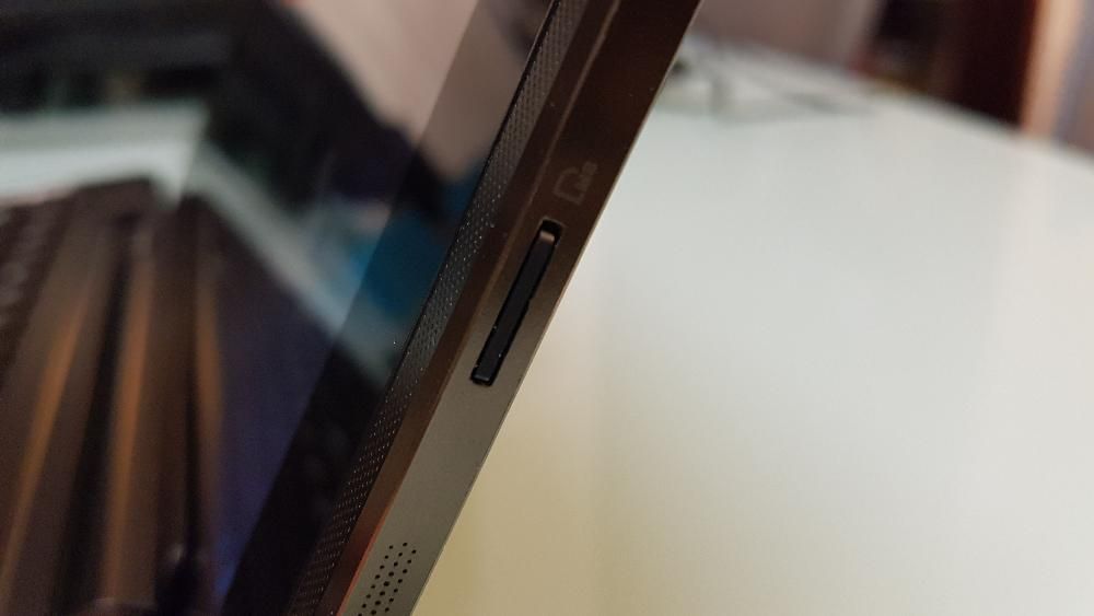 Tablet ASUS Tranformer TF101 16GB + Docking + Capa