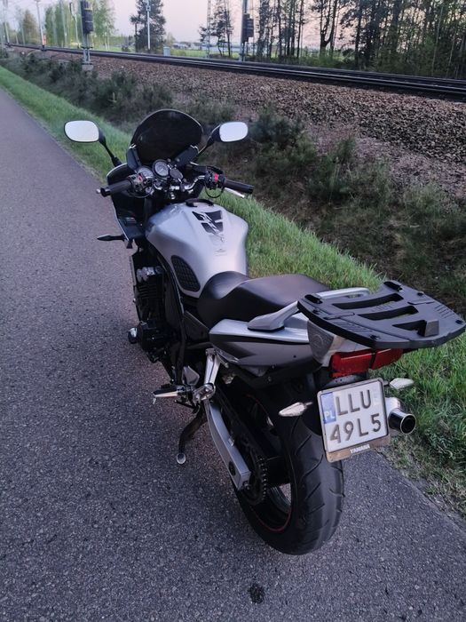 Yamaha FZS 600 Fazer + Kufer !