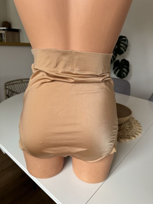 Ttiumph modelujace majtki XL