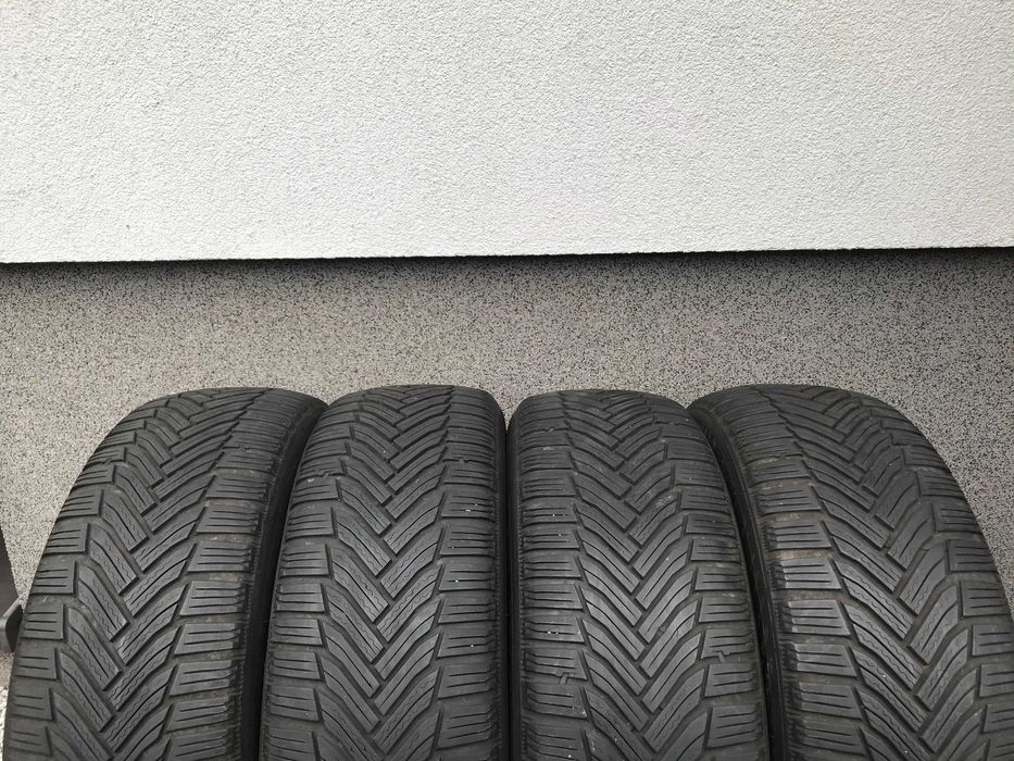 さくらんぼ215／60R17 4x 215/60R17 T 100H M+S Michelin Alpin 6 ExtraLoad zima 21r