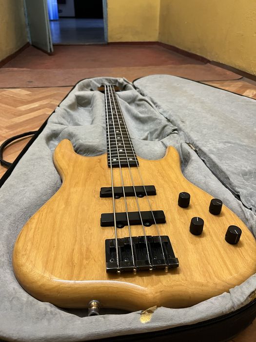 Ken Smith Burner Bass 1989 Japan Gitara Basowa