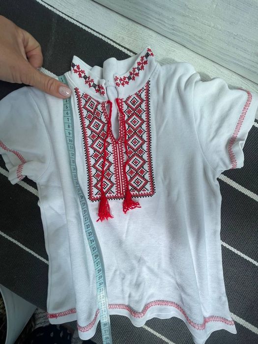 Вишиванка дитчча