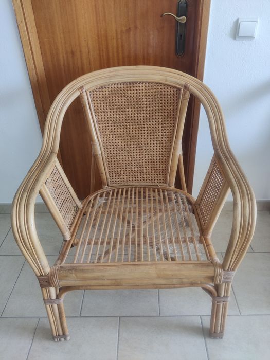 Conjunto sofá (1) e cadeiras (2) de praia