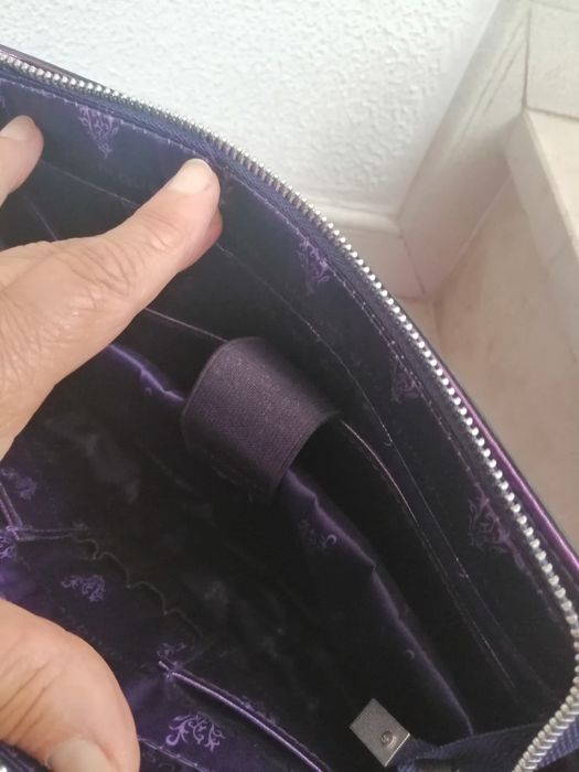 Carteira de senhora nova