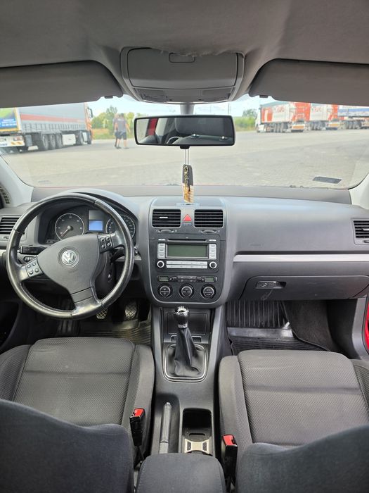 Volkswagen Golf V