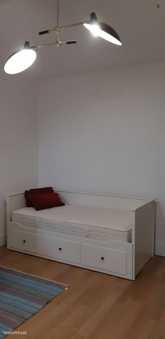Apartamento com 1 quartos - localizado em Restelo Lisbon