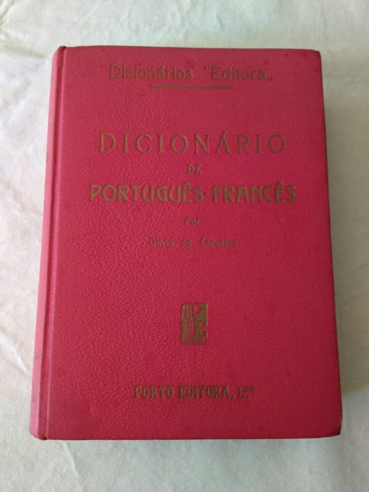 Dicionários . . .