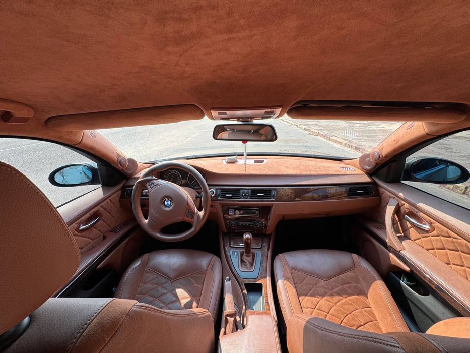 Продам BMW e90..