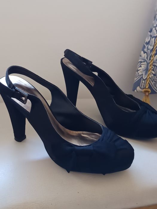 Elegantes sapatos cerimónia "Adolfo Dominguez" 36