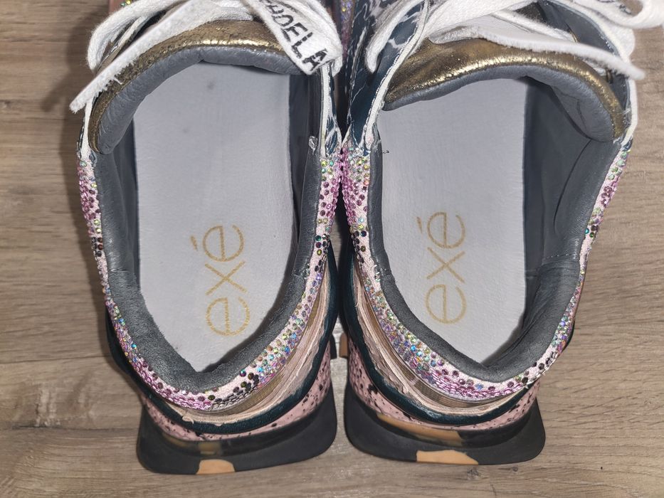 Ténis Exé Rosa brilhantes