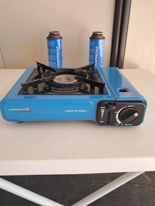 fogareiro novo da campingás com 2 garrafas