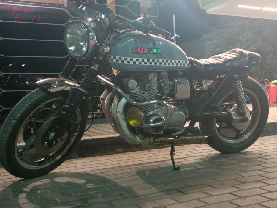 Suzuki GS850g cafe racer