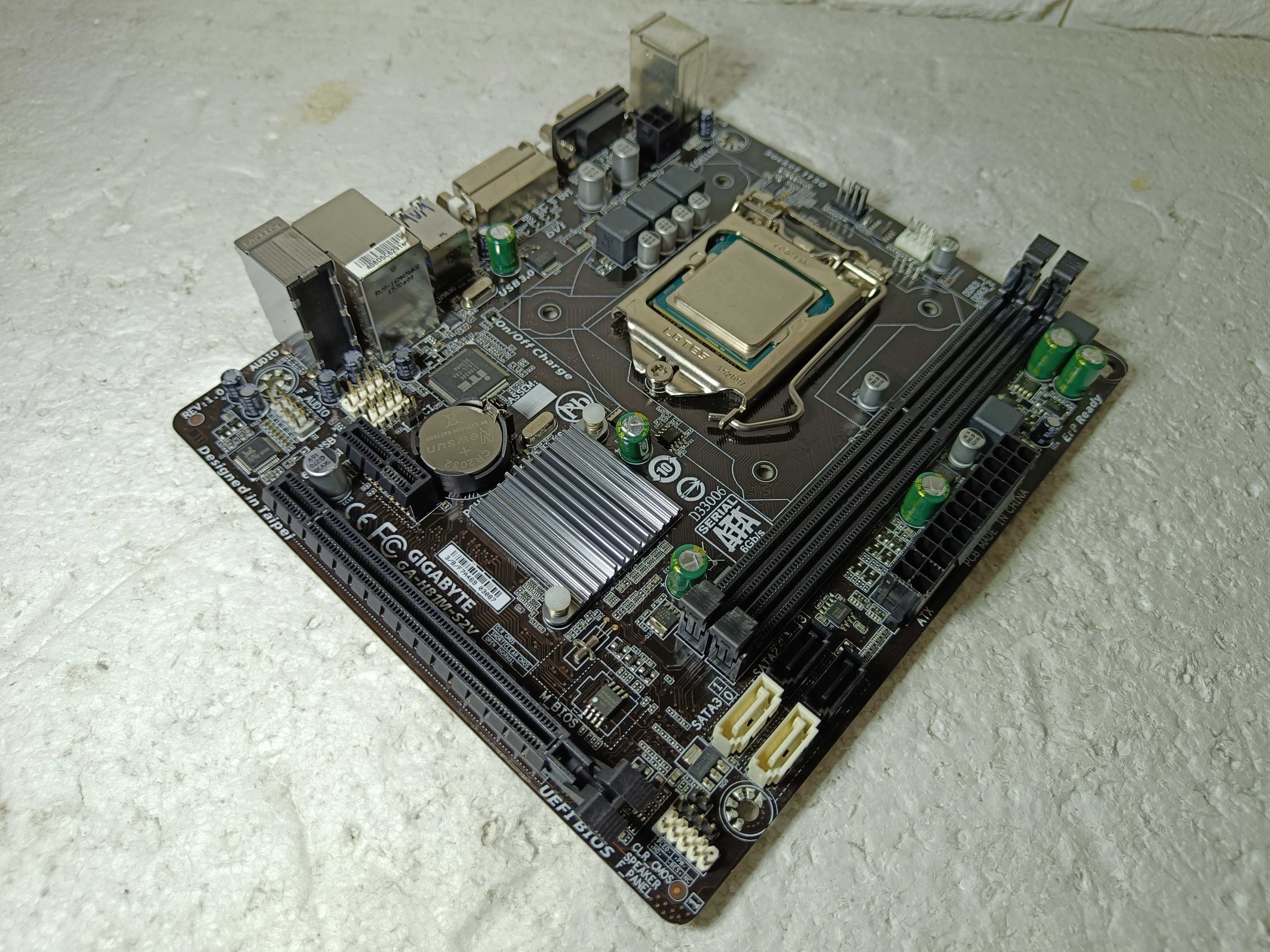 КОМПЛЕКТ Материнка Gigabyte GA-H81M-S2V + процесор i5 4590 LGA1150: 1 ...