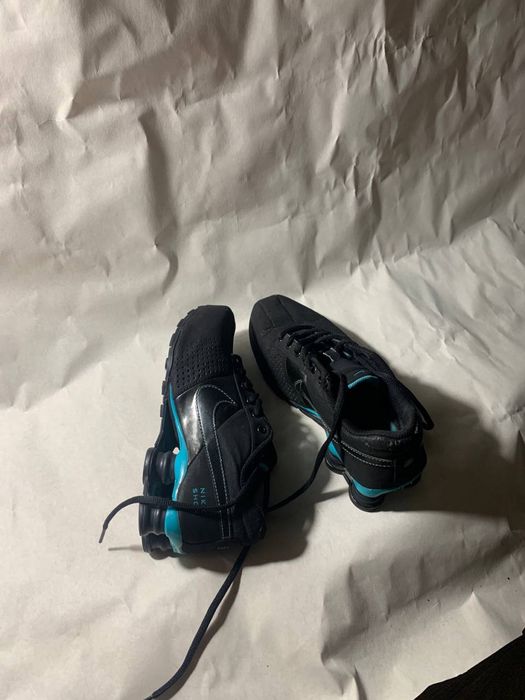Кроссовки Nike SHOX