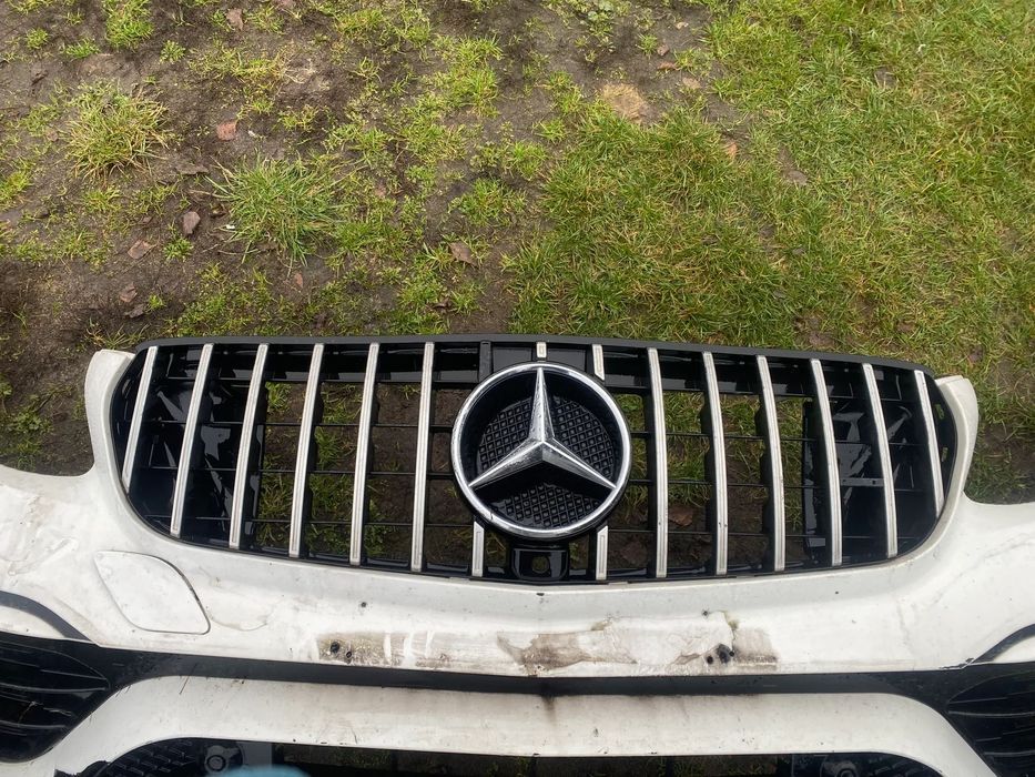 MERCEDES glc 253 amg 63 gril atrapa