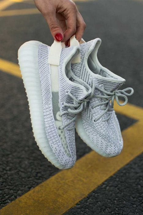 Женские кроссовки Adidas Yeezy 350 Static Reflective. Размеры 36-41