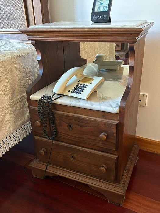 Quarto madeira castanho