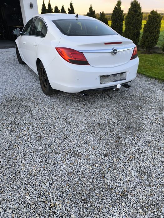 Opel Insignia sedan  2.0 turbo 4x4 2008r.uszkodzony