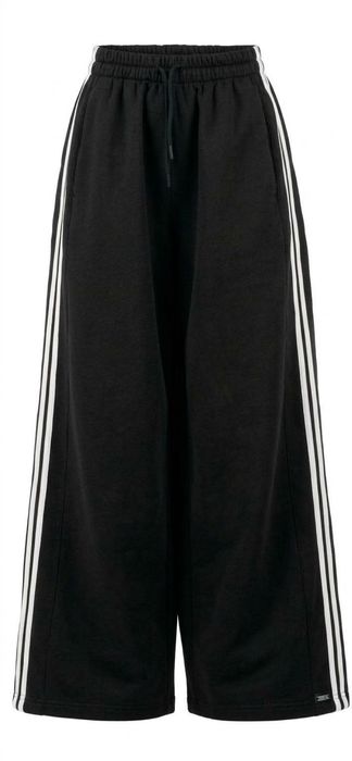 тёплые штаны типа Adidas