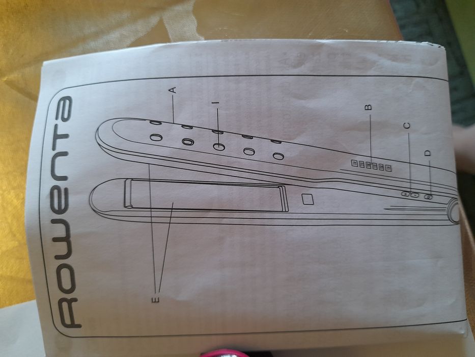 Вирівнювач волосся ROWENTA