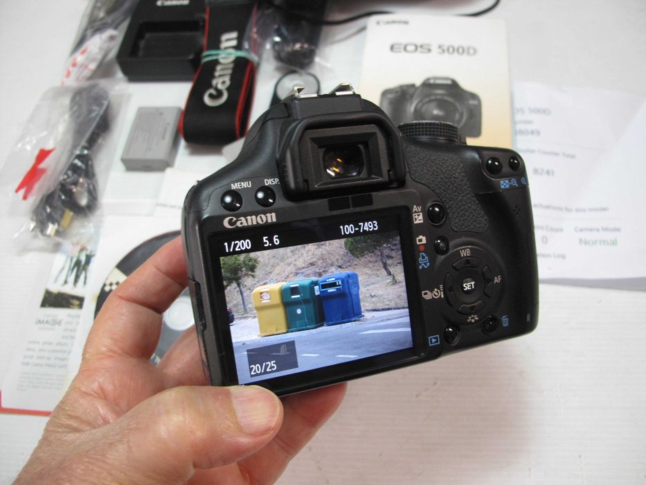 Canon 500D+lente canon 28-80 só 8 mil disparos, ver descrição