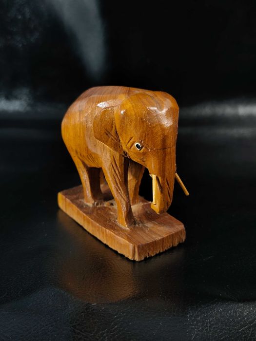 Słoń Z Drewna Teak