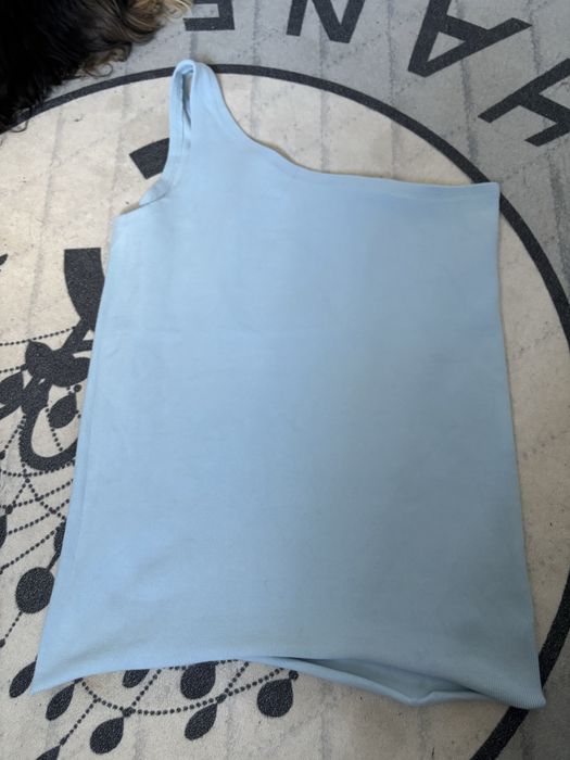 Top na jedno ramię Minouu