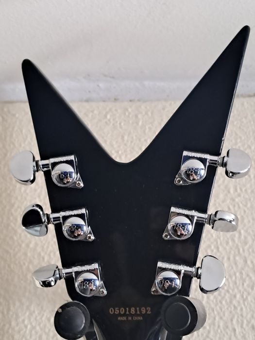 Guitarra elétrica washburn dimeV com seymor duncans