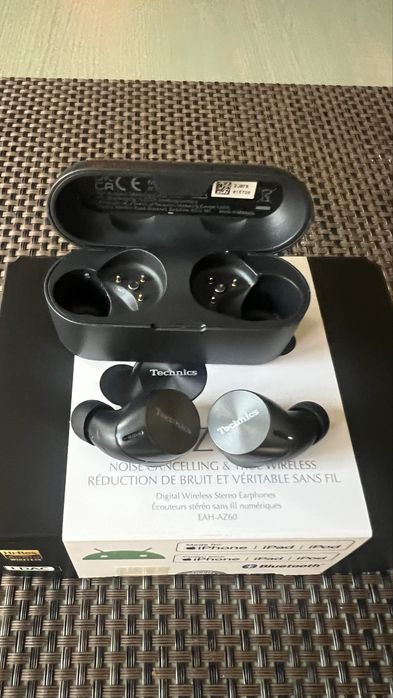 Słuchawki Technics AZ60E-K stan idealny.