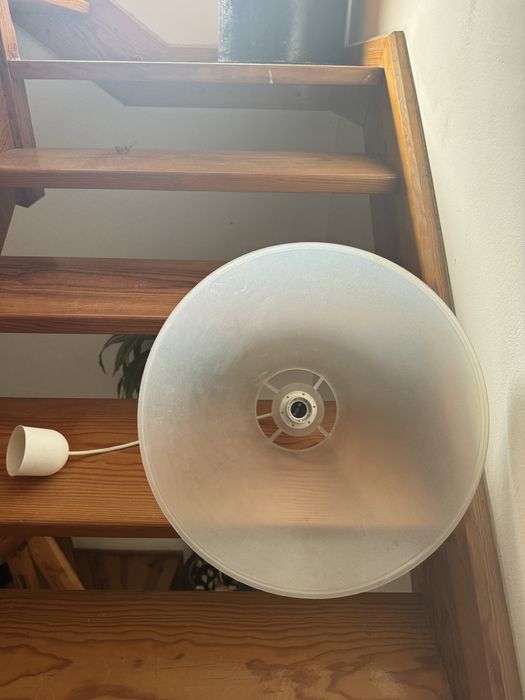 2 candeeiros de tecfo brancos