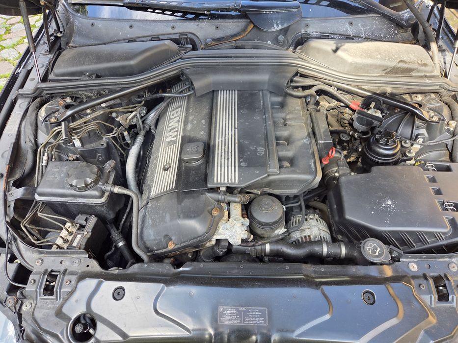 Bmw 530i e60 Anglik 231 KM NISKI PRZEBIEG V5C ważny  idealny na części