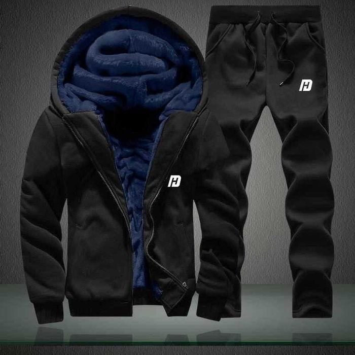 Мужской теплый спортивный костюм