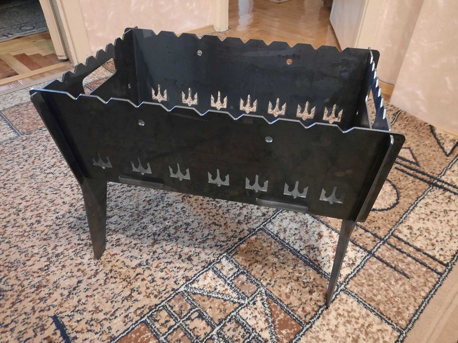 Мангал складний, компактний, для домашнього користування