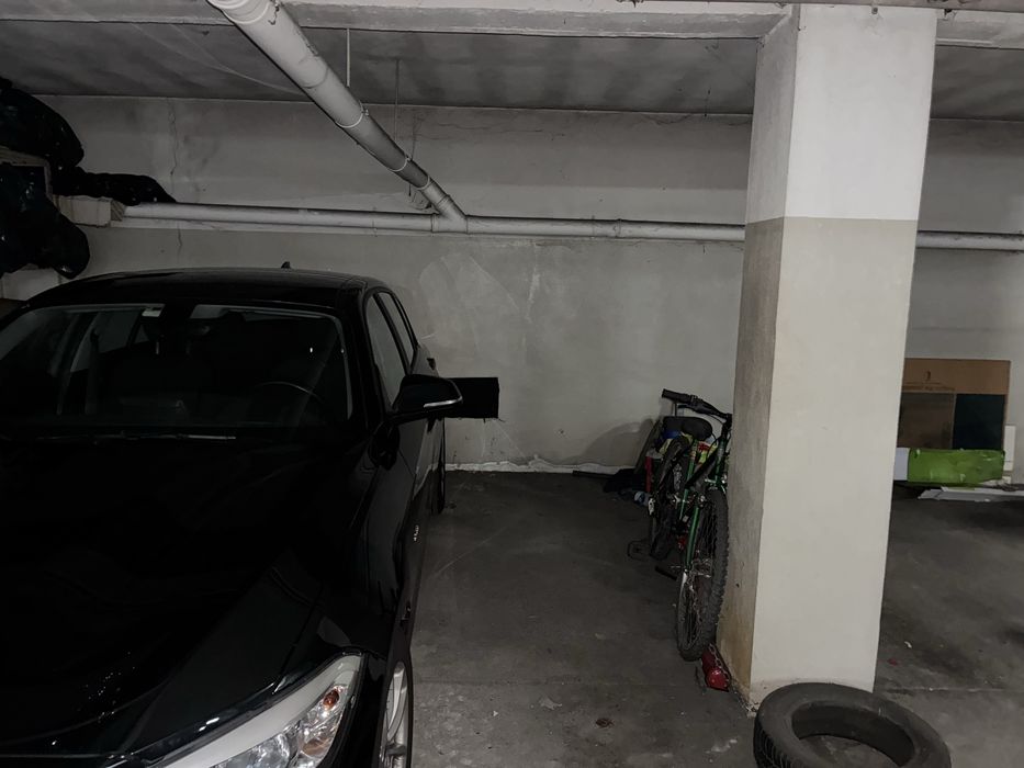 Alugo lugar de garagem com13m2