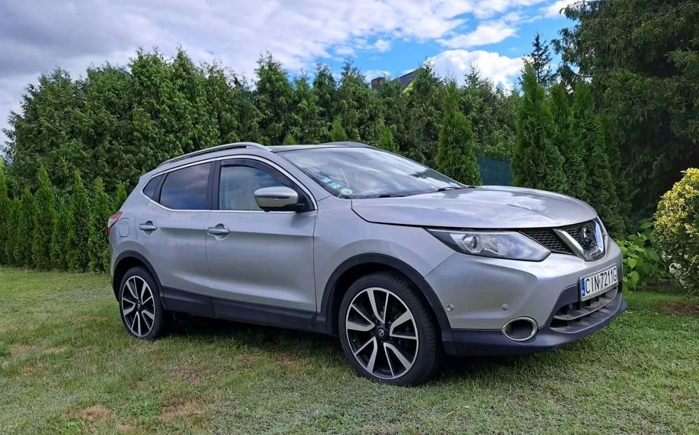 Nissan Qashqai Nissan Qashqai 2014/2015 srebrny bogata wersja