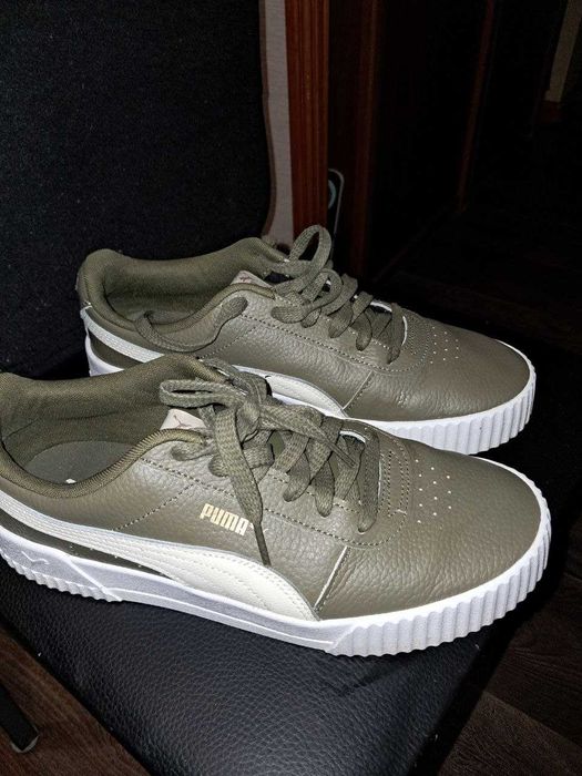 Кросівки жіночі PUMA-41-42 розмір