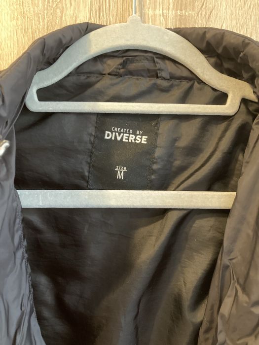 Pikowana kurtka Diverse