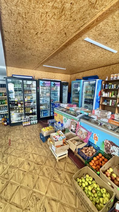 Магазин продовольчий Мошни